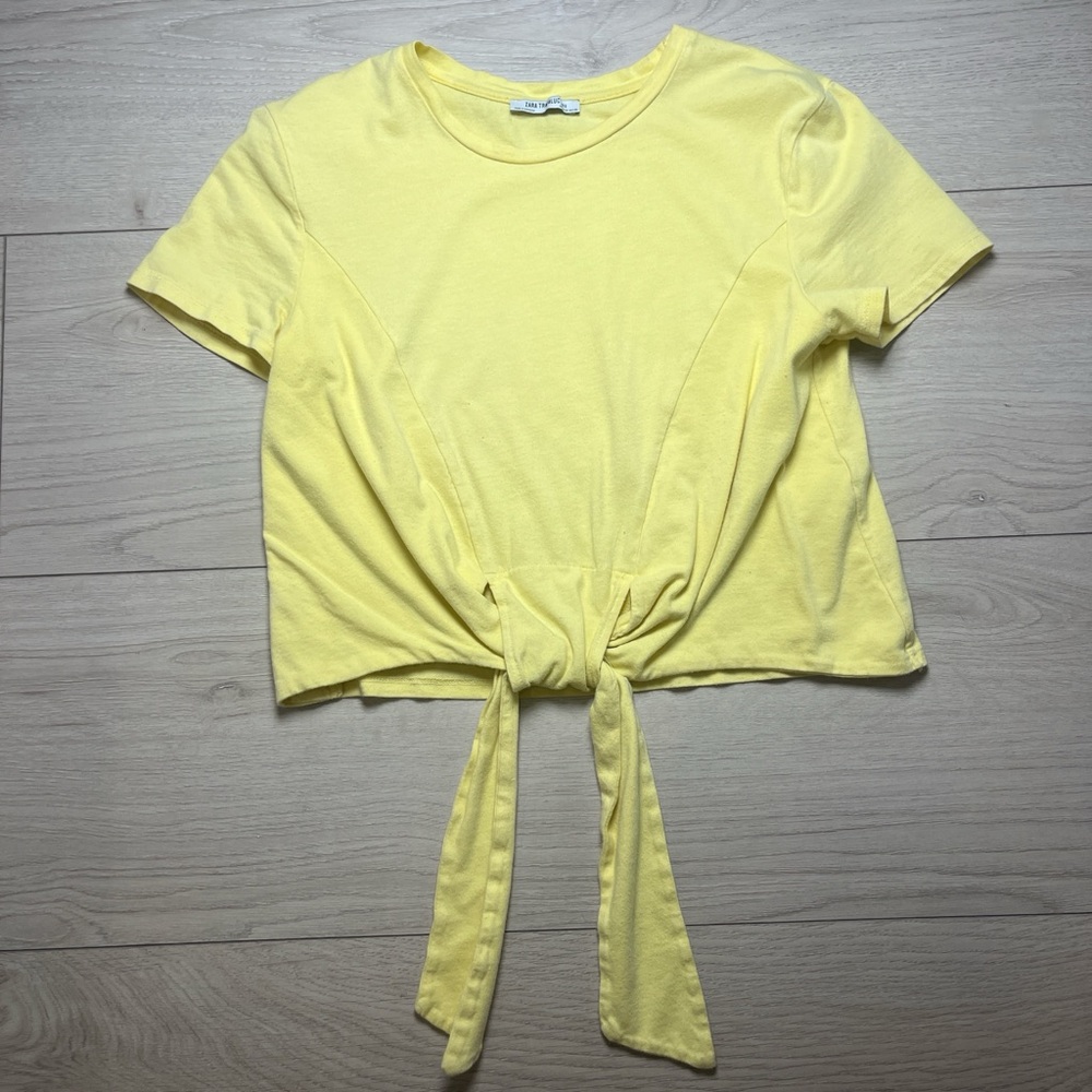 Zara Trafaluc Women’s Top Light Yellow Size Small Cropped With Tie At Waist